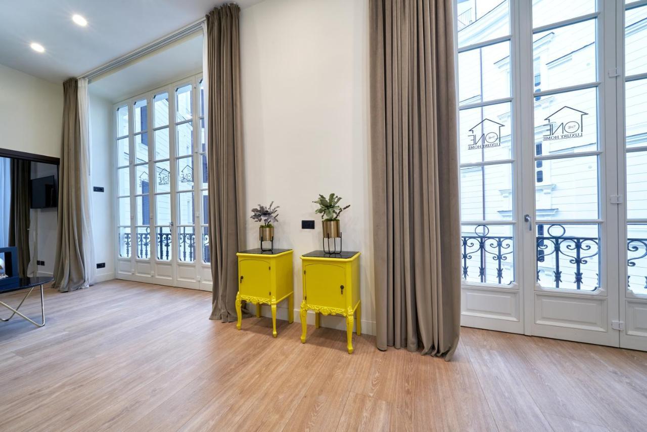 The One Napoli Luxury Apartment エクステリア 写真