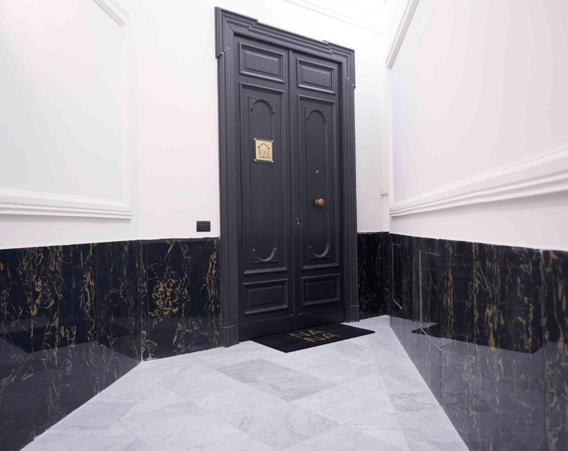 The One Napoli Luxury Apartment エクステリア 写真