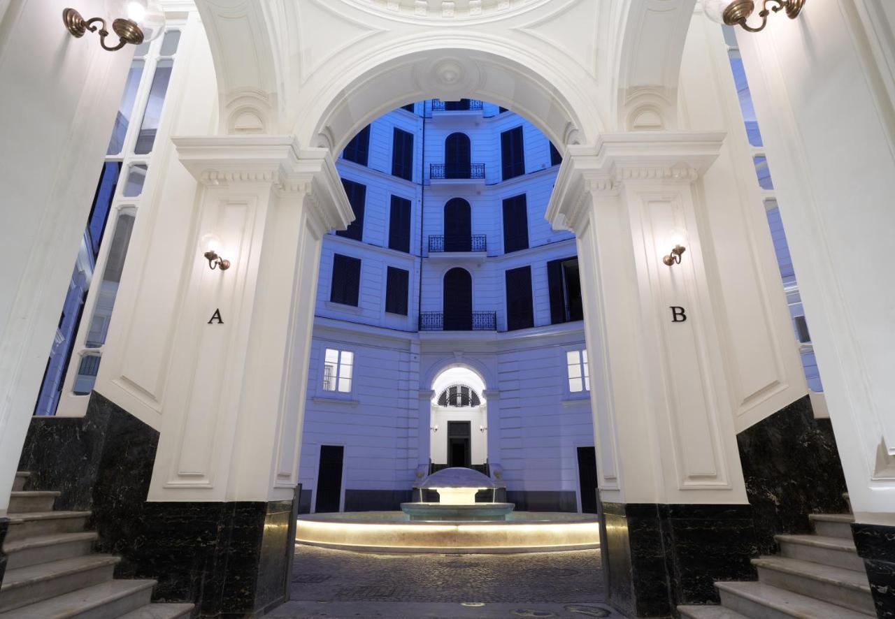 The One Napoli Luxury Apartment エクステリア 写真