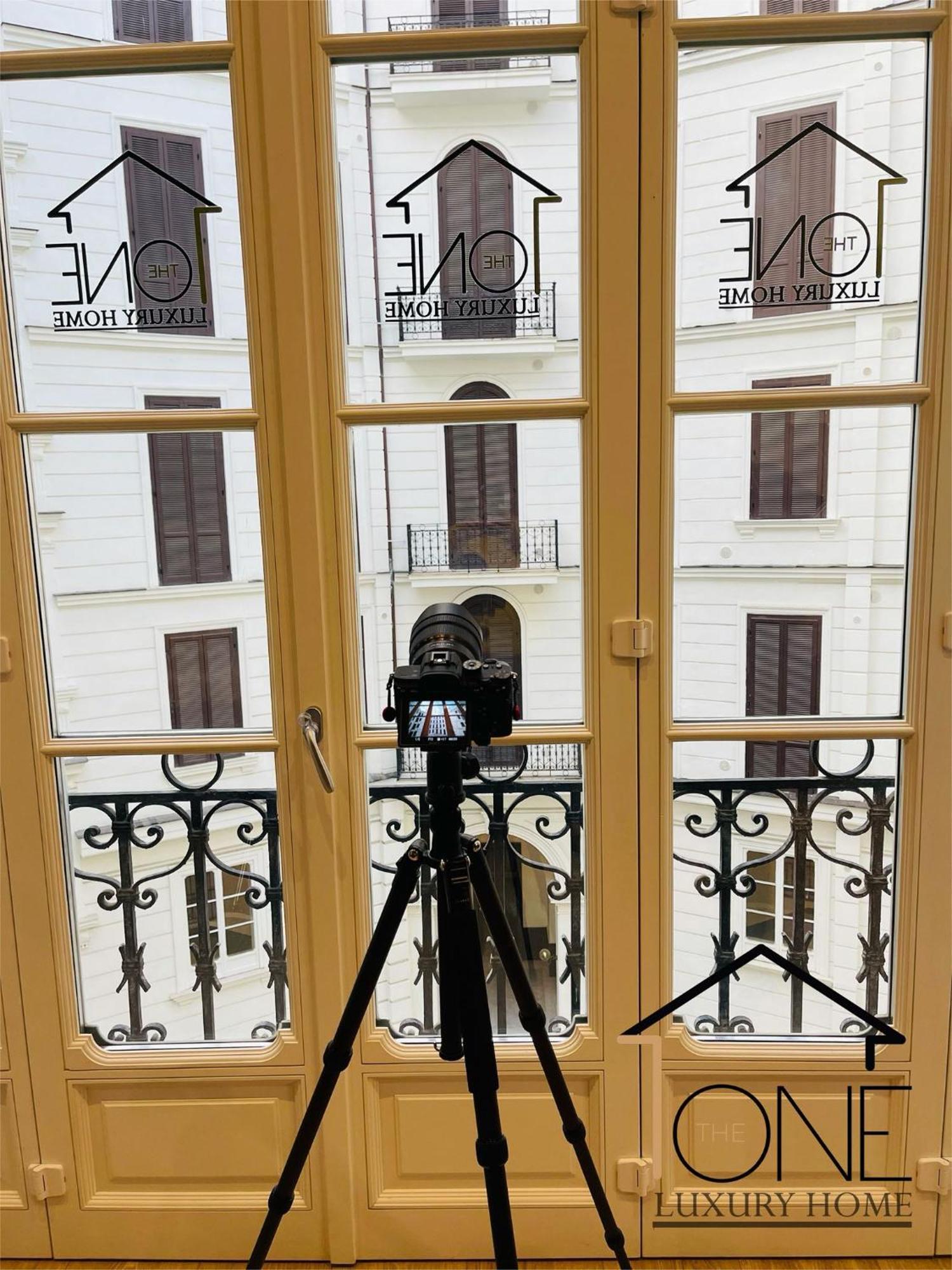 The One Napoli Luxury Apartment エクステリア 写真